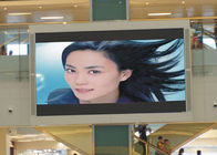 ショッピング モールの中心RGB屋内P4 SMD2121は広告のためのスクリーンを導きました